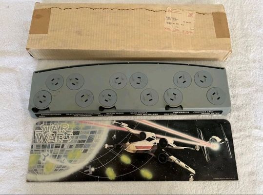 kenner - kenner - Figure - Vintage star wars kenner first 12 mail away base woth original shipping box (3) - Plastic | Catawiki