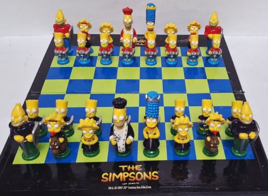Matt Groening - Chess set - The Simpsons Año 1997 - Resin | Catawiki