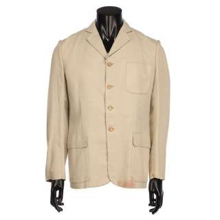 THE MAN WHO WOULD BE KING (1975) - Lot 1379 - Peachy Carnehan‘s (Michael Caine) Screen-matched Cream Jacket