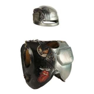 RED DWARF - Lot 1490 - Lister‘s (Craig Charles) Screen-matched "Man Plus" Costume Components