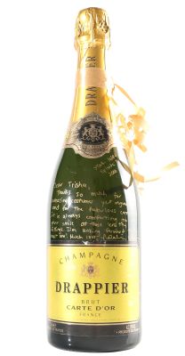 Natalie Portman from Star Wars Episode II: Attack of the Clones Signed Champagne Bottle Gift to Costume designer Trisha Biggar with Personal Thank You Note | SWAU