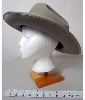 Lot 37 - Mullholland Falls General Thomas Timms (John Malkovich) Hero Beige Fedora Hat