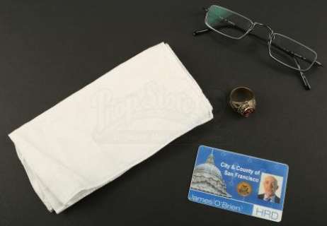 Terminator Genisys - Lot 120 - Detective O‘Brien‘s (J.K. Simmons) Glasses and Accessories