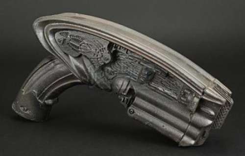 Chronicles of Riddick, the (2004) | Stunt Necromonger Pistol | Propstore