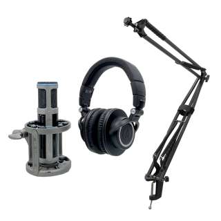 The Underdoggs Jaycen Snoop Dogg Screen Used Microphone, Microphone Stand & Headphone | VIP Fan Auctions