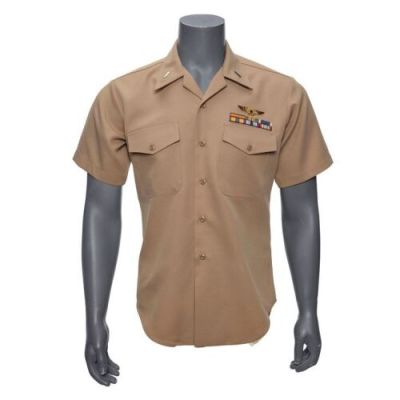 TOP GUN (1986) - Lot #1277 : Nick "Goose" Bradshaw‘s (Anthony Edwards) Navy Dress Shirt