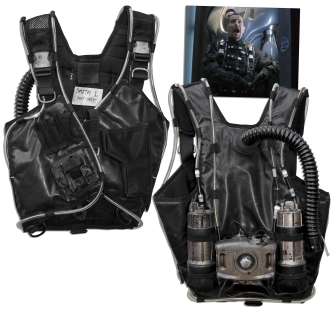 Gary Oldman Light-Up Tactical Vest From ’’Lost in Space’’ | Nate Sanders