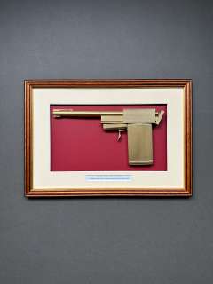 The Man with the Golden Gun (1974) - A Replica Scaramanga Prop Display | MovieMania