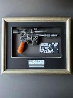 Star Wars: Return of the Jedi (1983) - A Replica DL-44 Blaster in an Autographed Display | MovieMania