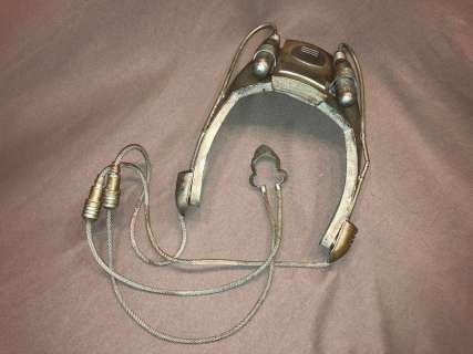 Battlefield Earth - oxygen breathing prop Terl (John Travolta) | Propabilia