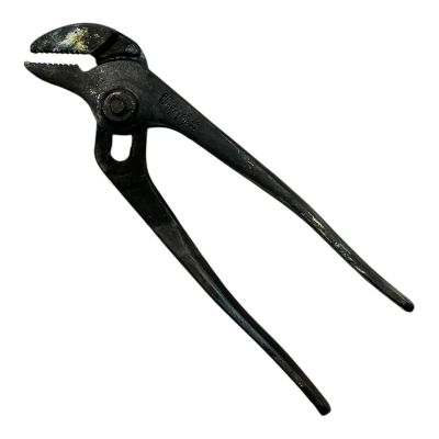 Lot 44: Mother Mary Sam Anselm Screen Used Pliers | VIP Fan Auctions