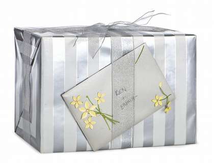 Lot 35 - "Coach Tanaka" engagement ring to "Emma Pillsbury".