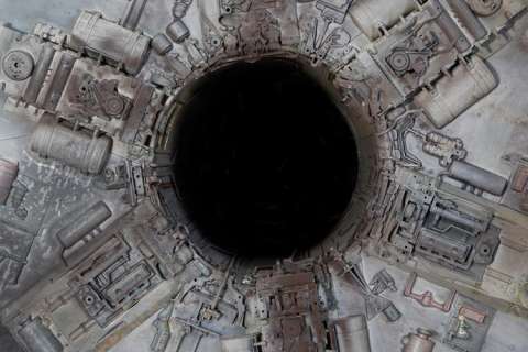 Lot 1311 - Spaceballs miniature filming model escape port.