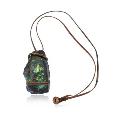 Outlander | Otter-Tooth’s Opal, worn by Claire as a necklace First seen: Season 4, Episode 3, ’The False Bride’ | Bonhams