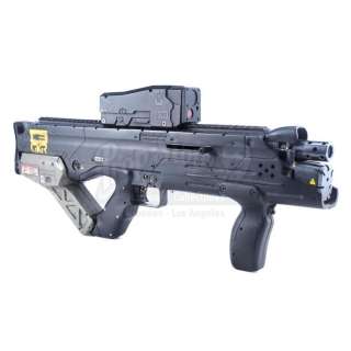 ELYSIUM (2013) - Lot 70 - Practical SFX Cousar Crowe Rifle