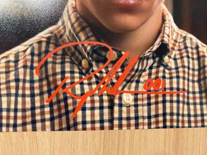 Stranger Things | Stranger Things - Signed by Raphael Luce | Catawiki