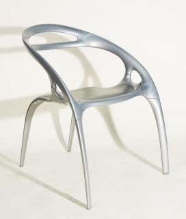 Lot 754 - Ultra Modern e-Chair