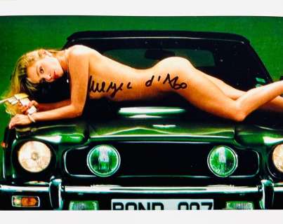 James Bond 007: The Living Daylights - Signed by Maryam D’Abo | Catawiki