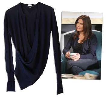 Desperate Housewives‘ Teri Hatcher‘s Screen-Worn Sweater From The Hit Series‘ Final Season