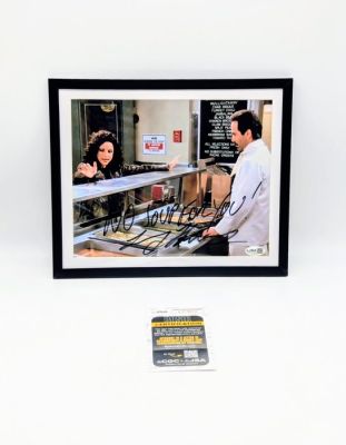 Seinfeld - Larry Thomas "The Soup Nazi" - JSA Verified Autograph + Inscription " NO SOUP FOR YOU!" | Catawiki