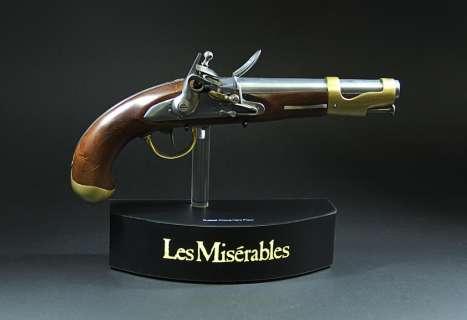 LES MISERABLES (2012) - Lot 215 - Inspector Javert‘s (Russell Crowe) Hero Flintlock Pistol