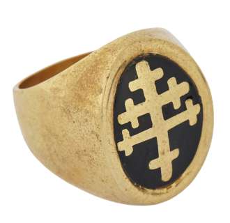 Lot 517 - MAGNUM PI: EARLY SEASON BRASS TEAM RING (WITH DVD)