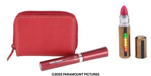 G.I. Joe: Retaliation (2013) | Lady Jaye’s Light-up Lipstick DNA Tester and Purse Contents | Propstore