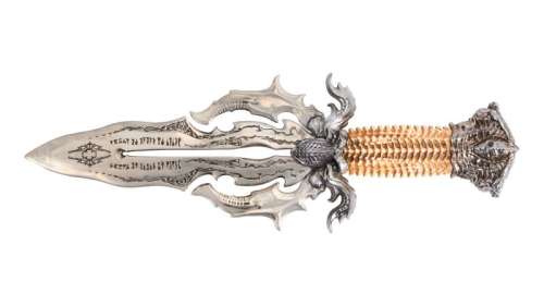 Star Trek: Discovery | Hero Klingon Torchbearer Dagger Prop | Julien’s