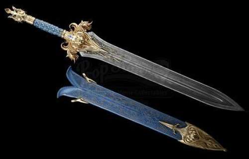 Warcraft - Lot 567 - King Llane‘s (Dominic Cooper) Hero Close-Up Steel Blade Sword and Sheath