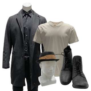 Poltergeist Carrigan Burke’s (Jared Harris) Wardrobe Set | VIP Fan Auctions