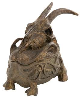 Lot 169 - Faye Dunaway ‘Selena‘ small SFX satanic Baphomet vessel prop from Supergirl.