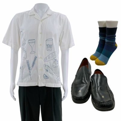 Lot 27: The Love Hypothesis Malcolm (Jaboukie Young-White) Screen Worn Shirt, Pants, Socks & Loafers Ch 9 Sc Multiple | VIP Fan Auctions