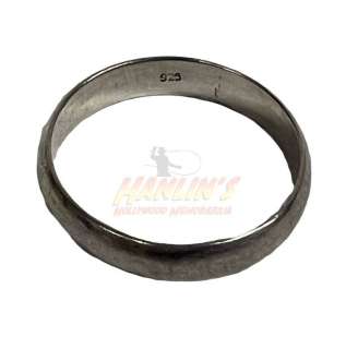 Lot 589 - Unbreakable (2000) - Bruce Willis‘s Wedding Ring