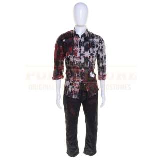 Better Call Saul (TV) – Nacho Varga’s (Michael Mando) Distressed Outfit - 40-22 | Icons of Pop Culture