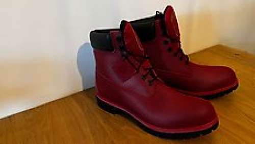 Baby Driver - Original Timberland shoes, worn by Jamie Foxx (as Batts) - Movie Prop, with COA - See images and description