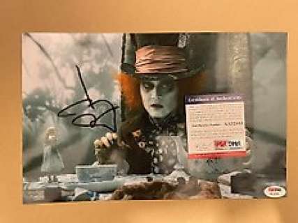 Alice in Wonderland | Alice in Wonderland - Signed by Johnny Depp (Mad Hatter) with PSA/DNA Certification - No Reserve | Catawiki
