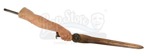 CLASH OF THE TITANS (2010) - Lot 71 - Perseus‘ (Sam Worthington) SFX Arm and Hero Sword