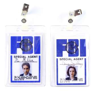 THE X-FILES (T.V. SERIES, 1993-2018) - Lot 404 - Dana Scully (Gillian Anderson) and Fox Mulder‘s (David Duchovny) FBI ID Badges