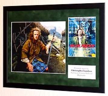 Highlander | Highlander - Christopher Lambert (Connor MacLeod) Framed, signed + COA, GCC sticker & Photo signing | Catawiki
