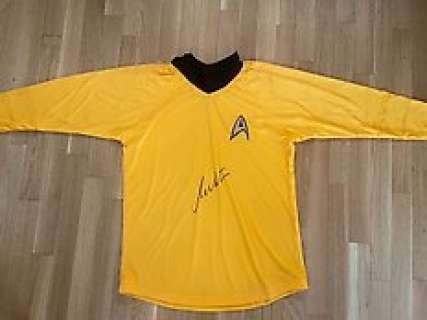 Star Trek - Star Trek - Classic TV - William Shatner (Captain James T. Kirk) - Signed Replica Jersey with JSA COA