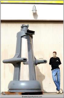 "Austin Powers" Hero Secret Agent Cryochamber | Super Auctions