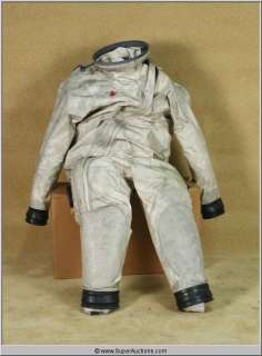Prop Rubber NASA Style Space Suite | Super Auctions