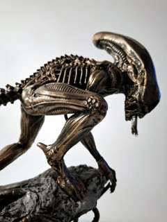 Alien - Alien Xenomorph 42 cm tall | Catawiki