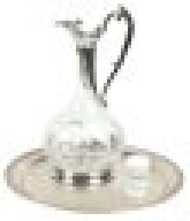 Battlestar Galactica - Lot #479 - Baltar’s Cylon Water Set and Pills