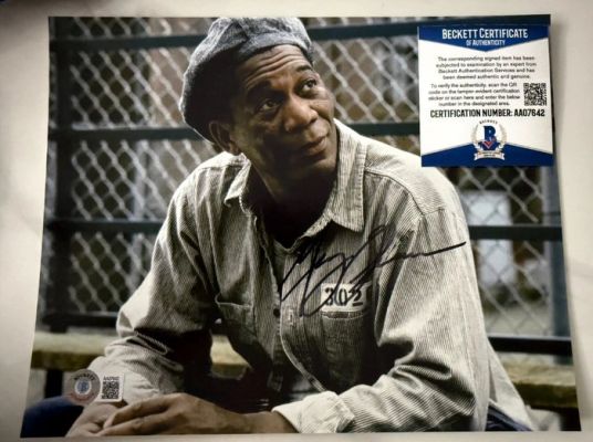 The Shawshank Redemption - Morgan Freeman - Signed 8x10" , with Beckett Authentication | Catawiki