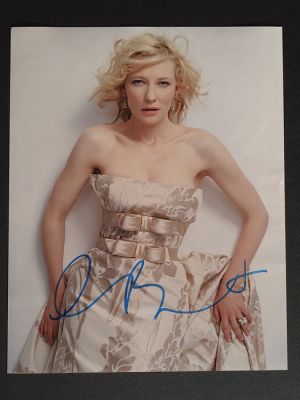 Lord of the Rings, The Hobbit, Borderlands - Signed by Cate Blanchett, with Letter of Authenticity - Photo, Autograph | Catawiki