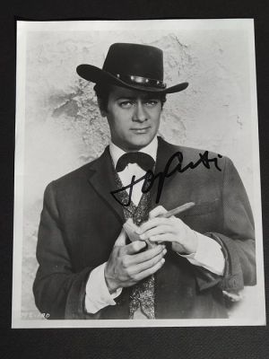 The Rawhide Years - Signed by Tony Curtis (+) with Letter of Authenticity - Photo, Autograph