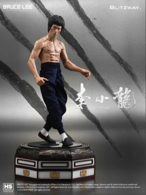 Bruce Lee - 1/3 Scale Statue - Version 2 - with display base and interchangeable clawed weapon - Blitzway