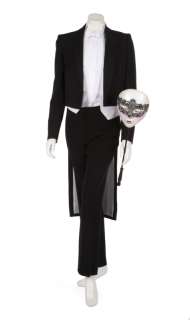 KIM BASINGER FIFTY SHADES DARKER ENSEMBLE WITH DVD | Julien’s