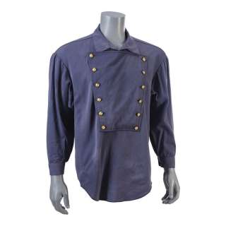 DANCES WITH WOLVES (1990) - Lot #733 : Lieutenant John J. Dunbar‘s (Kevin Costner) Bib Shirt